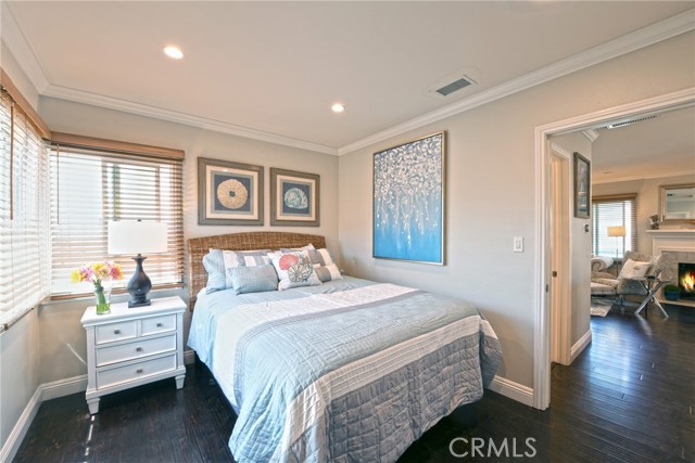 Detail Gallery Image 16 of 51 For 1319 Unit B W Bay Ave #B,  Newport Beach,  CA 92661 - 1 Beds | 1 Baths