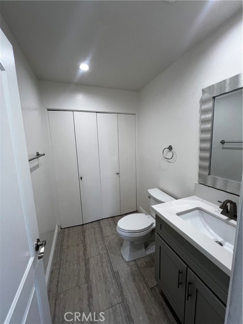 18511 Mayall Street, Northridge CA: https://media.crmls.org/medias/8f31bf08-71ed-450a-ba02-7bed0b013452.jpg