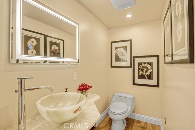 Detail Gallery Image 12 of 47 For 10566 Andora, Chatsworth,  CA 91311 - 2 Beds | 1/1 Baths