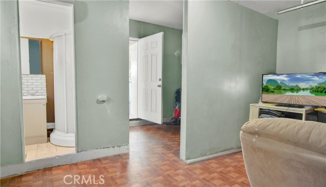 Detail Gallery Image 25 of 34 For 475 E Hullett, Long Beach,  CA 90805 - 2 Beds | 1 Baths