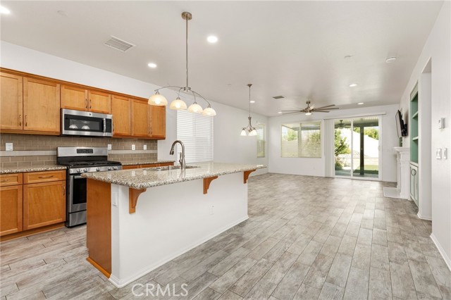 Detail Gallery Image 2 of 42 For 1536 Williamson, Beaumont,  CA 92223 - 2 Beds | 2 Baths