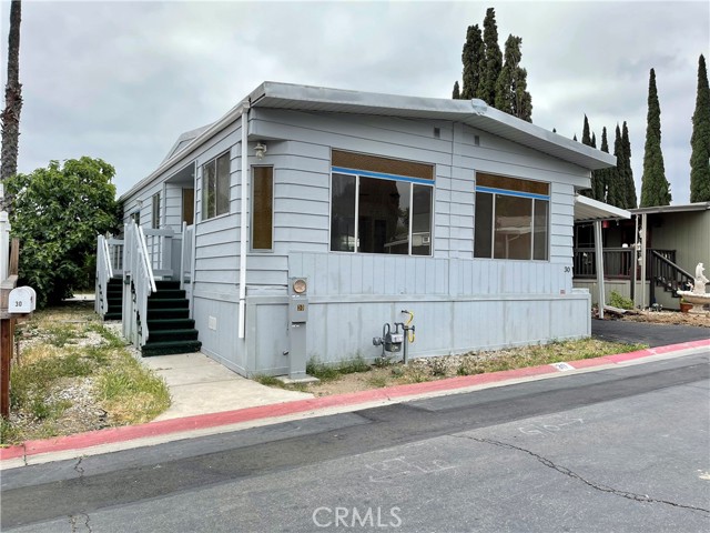 995 Pomona Rd #30, Corona, CA 92882