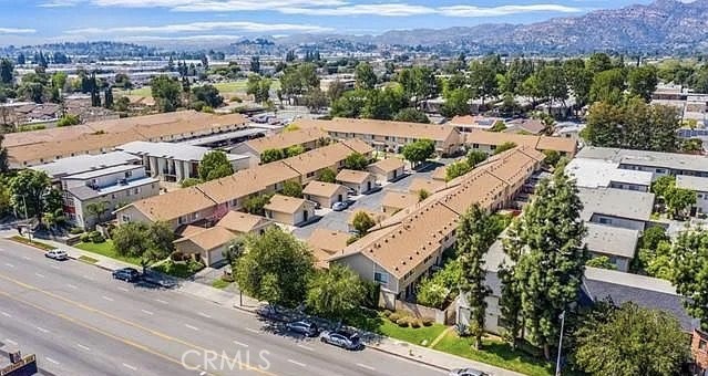Detail Gallery Image 1 of 19 For 10125 De Soto Ave #40,  Chatsworth,  CA 91311 - 3 Beds | 1/1 Baths