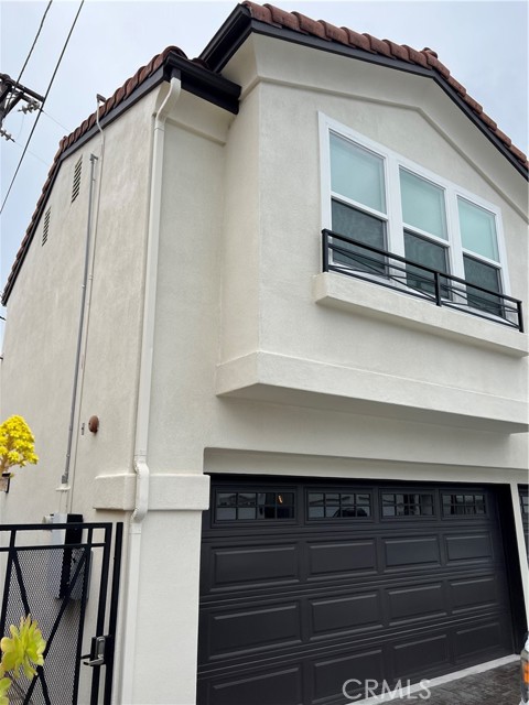 MLS# OC23040978