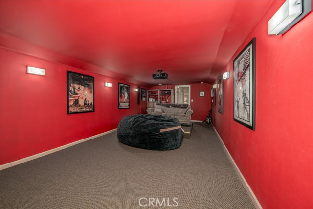 14274 Regina Way, Cobb CA: https://media.crmls.org/medias/8f33207b-1173-43b8-b314-612410f4f420.jpg