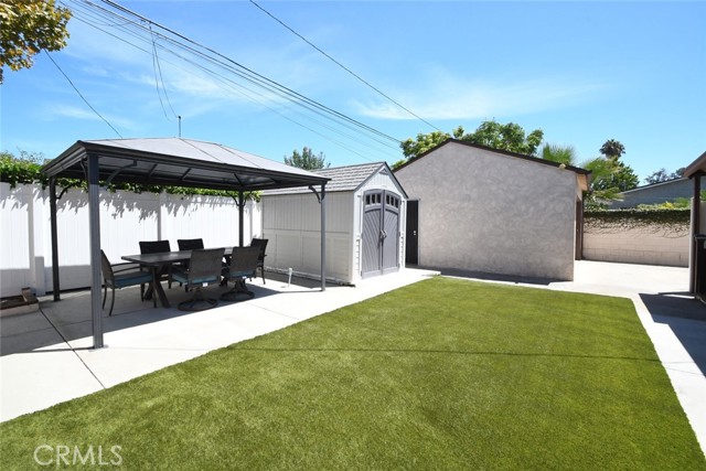 Detail Gallery Image 22 of 27 For 1848 Elmfield Ave, Long Beach,  CA 90815 - 2 Beds | 1/1 Baths