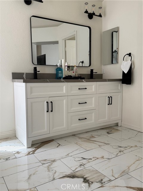 Detail Gallery Image 16 of 24 For 3344 S North Shore, Ontario,  CA 91761 - 4 Beds | 2/1 Baths