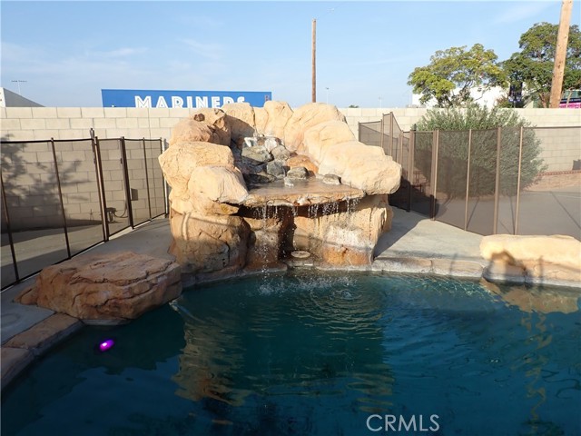 Detail Gallery Image 20 of 22 For 6791 Killarney Ave, Garden Grove,  CA 92845 - 4 Beds | 3 Baths