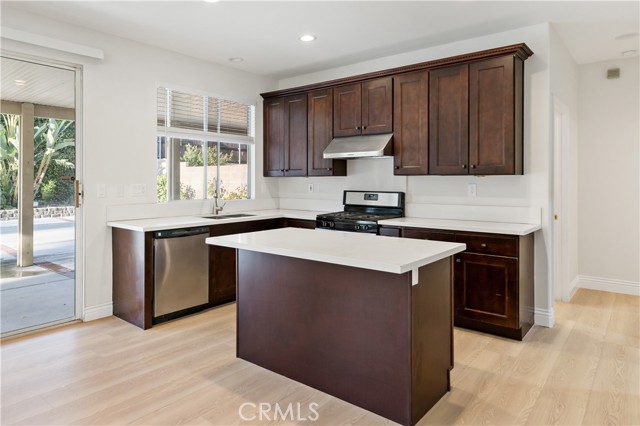 Detail Gallery Image 5 of 22 For 12828 Craig, Rancho Cucamonga,  CA 91739 - 4 Beds | 3 Baths