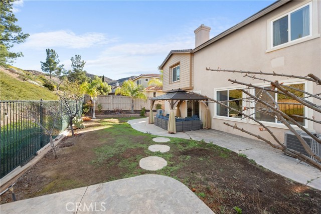 35424 Saddle Hill Road, Lake Elsinore CA: https://media.crmls.org/medias/8f3605b6-4e59-4a2f-9c18-3e29264b4a8b.jpg