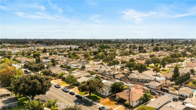 619 S Brookhurst Road, Fullerton CA: https://media.crmls.org/medias/8f362e2a-90bc-4c0f-894d-96654839da67.jpg