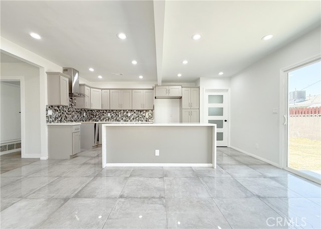 Detail Gallery Image 9 of 28 For 601 S Keene Ave, Compton,  CA 90220 - 3 Beds | 3 Baths