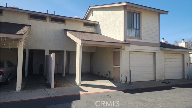 Detail Gallery Image 2 of 23 For 1700 Lynne #4,  Santa Maria,  CA 93454 - 3 Beds | 2/1 Baths