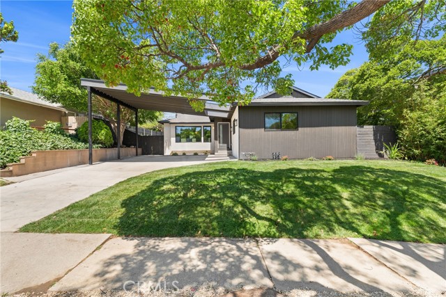 13007 Dewey Street, Los Angeles CA: https://media.crmls.org/medias/8f383107-5dce-4b2a-81ed-b94b1dbe68ea.jpg
