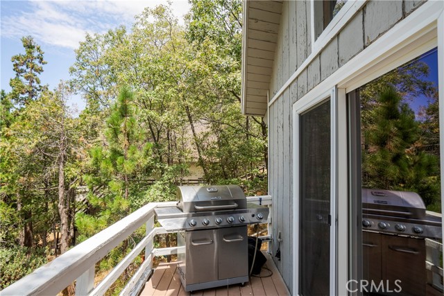 Detail Gallery Image 25 of 34 For 881 Rhine Rd, Lake Arrowhead,  CA 92352 - 3 Beds | 3 Baths