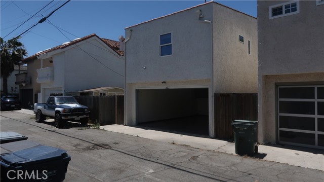 Detail Gallery Image 39 of 50 For 322 12th St, Huntington Beach,  CA 92648 - 3 Beds | 2/1 Baths