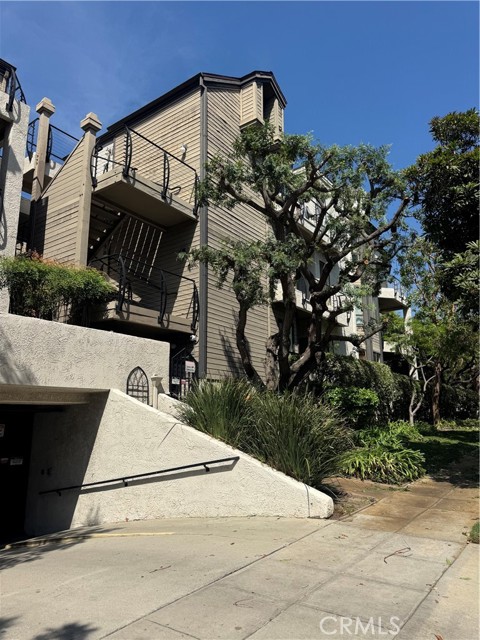 2 Bed Home for Sale in Burbank, California