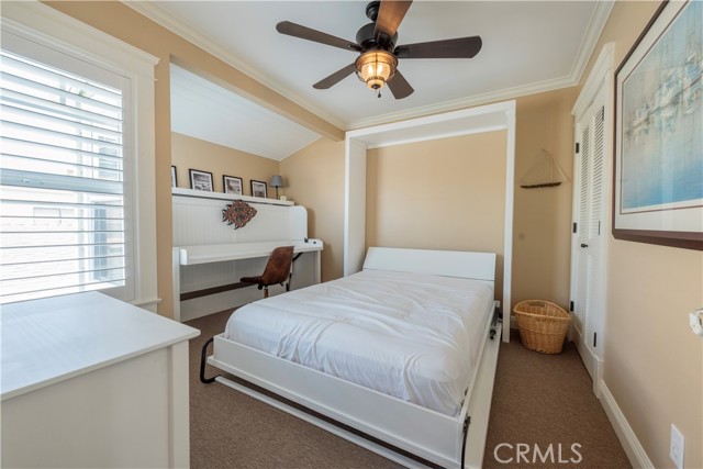 Detail Gallery Image 21 of 37 For 30 19th St, Hermosa Beach,  CA 90254 - 5 Beds | 4/1 Baths