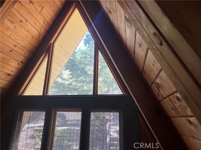 Detail Gallery Image 22 of 40 For 841 Glen View Ln, Twin Peaks,  CA 92391 - 3 Beds | 2 Baths