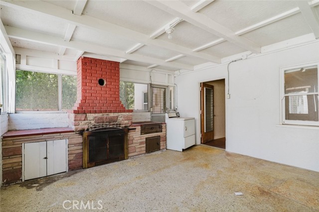 735 East Verdugo Avenue photo 28