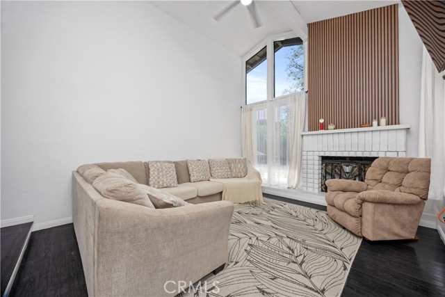 Detail Gallery Image 7 of 27 For 3319 Maywood Dr #1,  Bakersfield,  CA 93306 - 3 Beds | 2 Baths