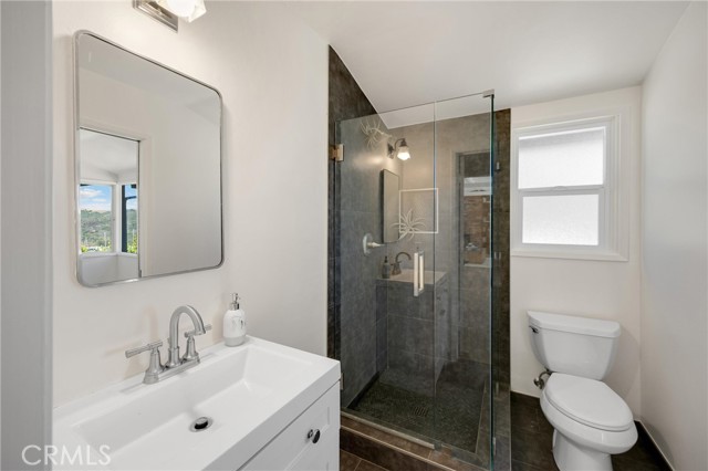 1961 Temple Hills Drive, Laguna Beach CA: https://media.crmls.org/medias/8f3e75e1-6c3e-42ce-910b-01972bc4fe61.jpg