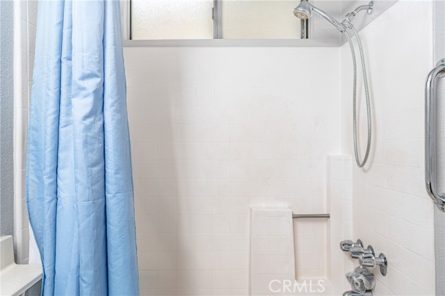 Detail Gallery Image 13 of 51 For 3516 E Ransom St #204,  Long Beach,  CA 90804 - 2 Beds | 2 Baths