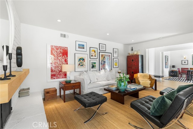 Detail Gallery Image 8 of 29 For 17601 Sherbrook Dr, Tustin,  CA 92780 - 3 Beds | 2/1 Baths