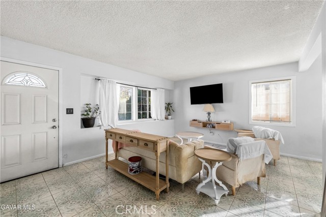 Detail Gallery Image 13 of 30 For 38609 Glenraven, Palmdale,  CA 93550 - 3 Beds | 2 Baths