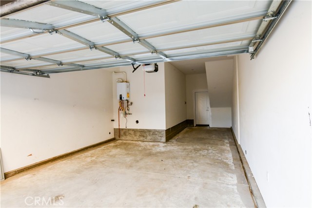 15810 S Villas Lane, Gardena CA: https://media.crmls.org/medias/8f41598e-559f-4c6b-8442-aab97f131468.jpg