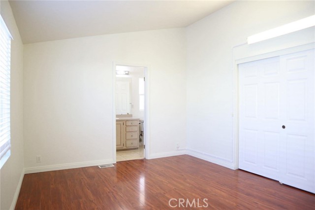 Detail Gallery Image 13 of 24 For 323 N Euclid St, Sp 65 #65,  Santa Ana,  CA 92703 - 4 Beds | 2 Baths