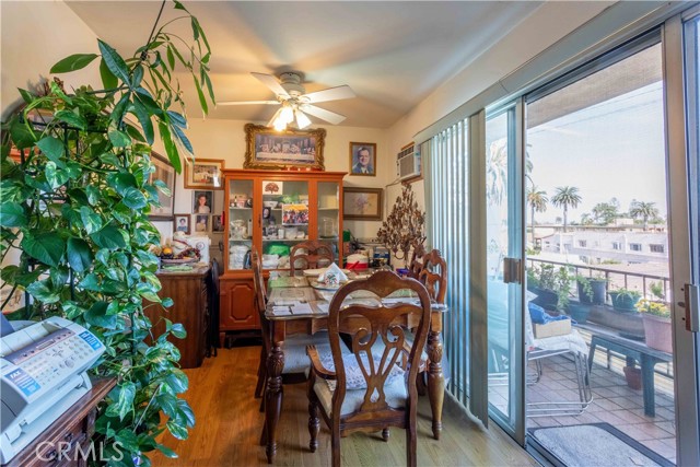 Detail Gallery Image 17 of 37 For 1625 E Appleton St 3j,  Long Beach,  CA 90802 - 2 Beds | 2 Baths