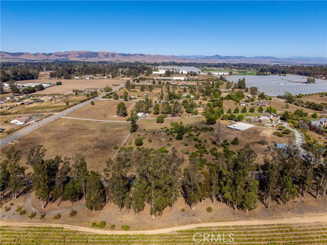 1255 Viva Way, Nipomo CA: https://media.crmls.org/medias/8f425b0b-fae2-47f3-88ff-5be096f63a5b.jpg