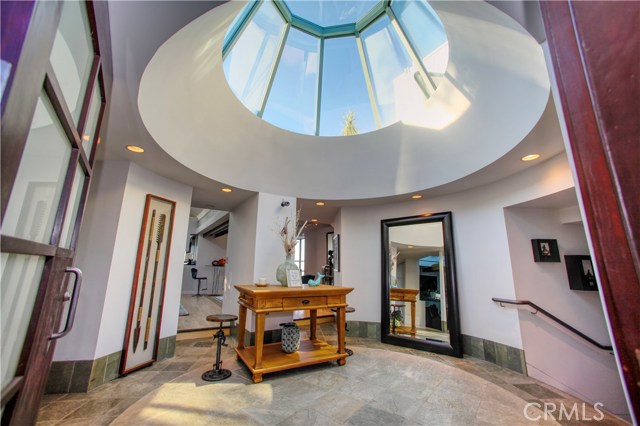 Detail Gallery Image 6 of 53 For 3807 Crest Rd, Rancho Palos Verdes,  CA 90275 - 5 Beds | 6/1 Baths