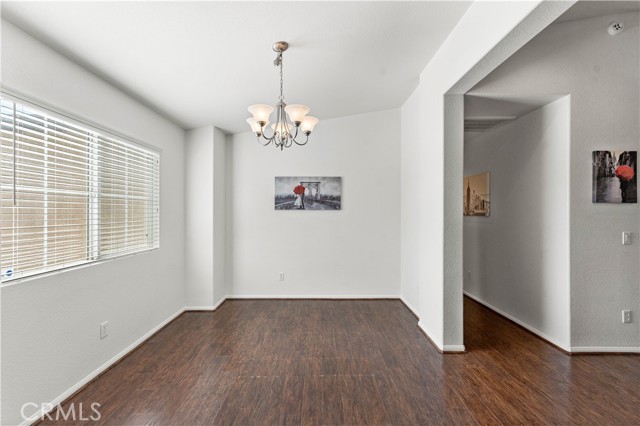 Detail Gallery Image 3 of 42 For 3319 Gemstone, Rosamond,  CA 93560 - 3 Beds | 2 Baths