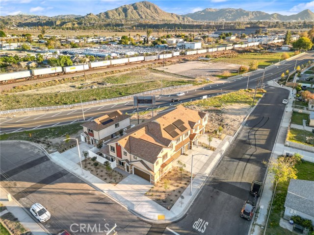 Front Image Thumbnail for CRDW25274073