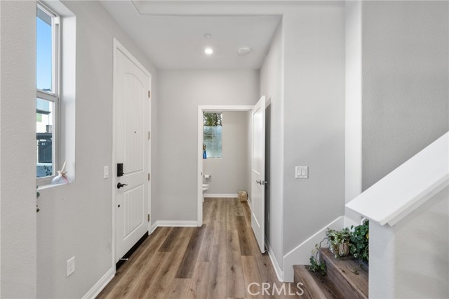 Detail Gallery Image 13 of 51 For 1704 Laurelwood, Oceanside,  CA 92056 - 3 Beds | 2/1 Baths