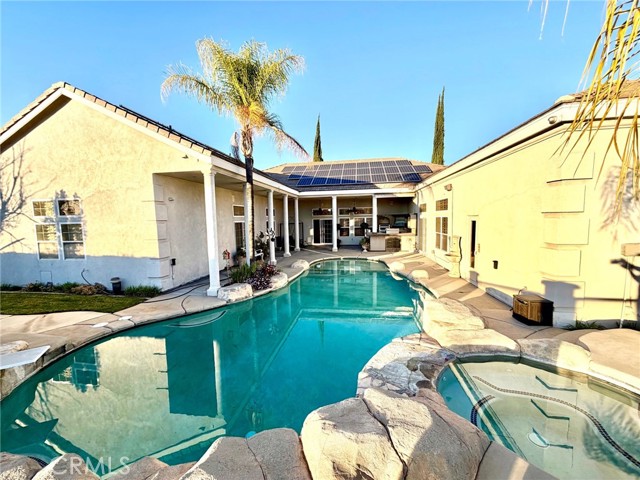 Detail Gallery Image 16 of 24 For 685 Bradbury, Redlands,  CA 92374 - 3 Beds | 2/1 Baths