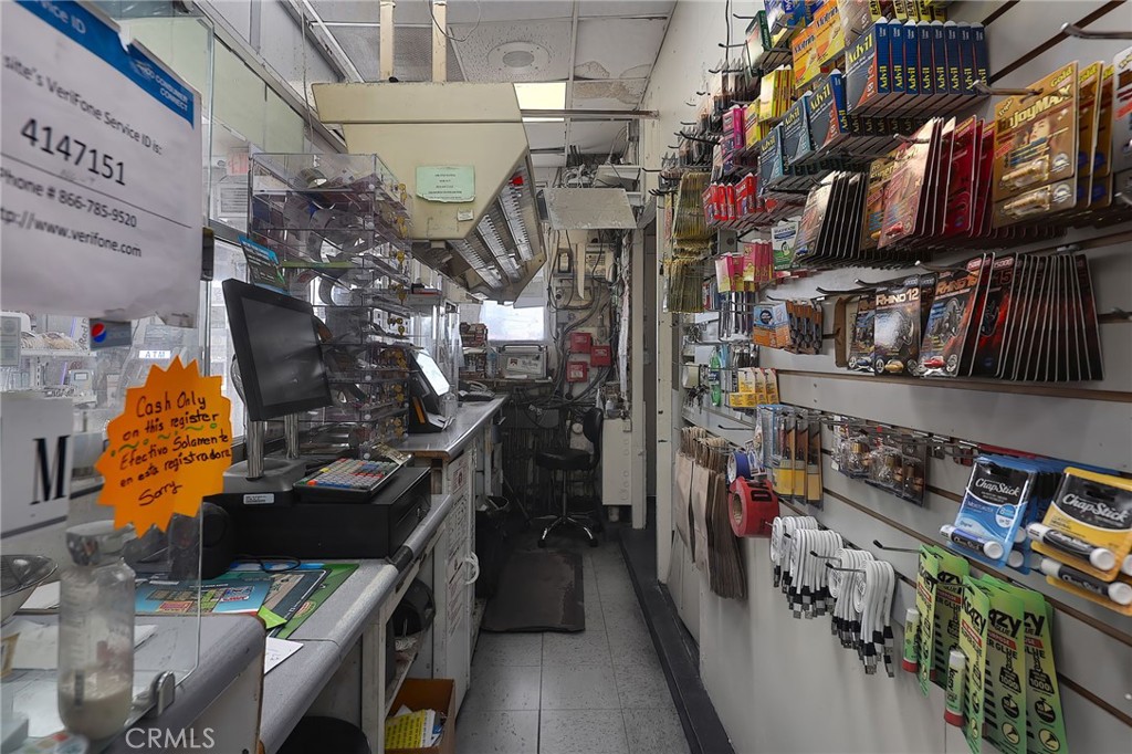 MLS #DW26142749 image #9