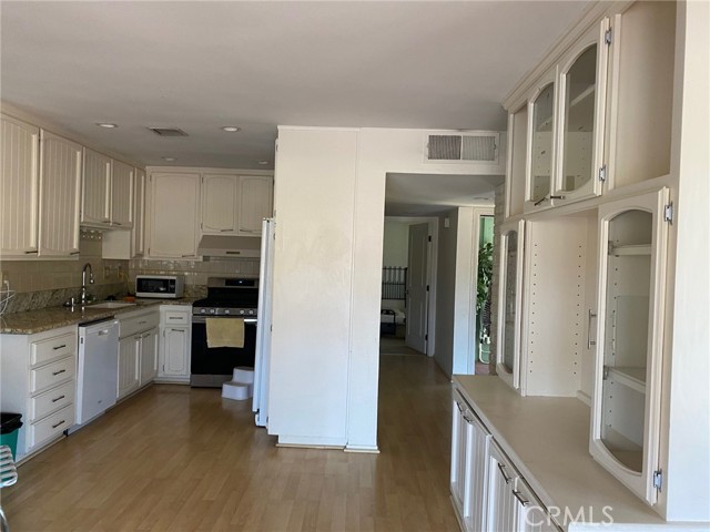 5370 Captains Place, Agoura Hills, California 91301, 3 Bedrooms Bedrooms, ,2 BathroomsBathrooms,Single Family Residence,For Sale,Captains,SR24127634