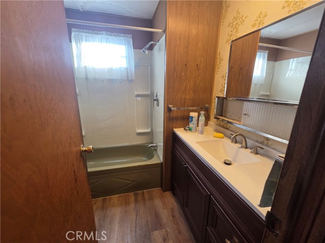 Detail Gallery Image 10 of 27 For 437 W Sp 3a Carson Street, Carson,  CA 90745 - 1 Beds | 1 Baths