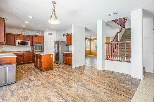 1802 Pummelo Drive, Redlands CA: https://media.crmls.org/medias/8f48511b-23a2-4f0f-aef0-86242e221fe5.jpg
