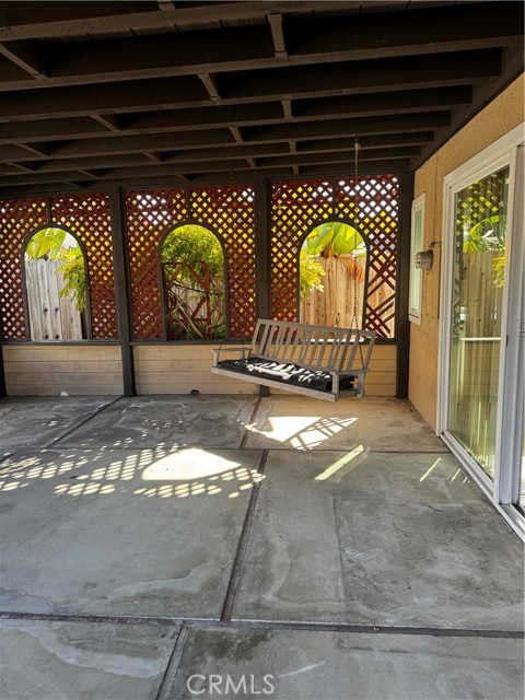 Detail Gallery Image 20 of 23 For 21202 Banff Ln, Huntington Beach,  CA 92646 - 5 Beds | 2 Baths