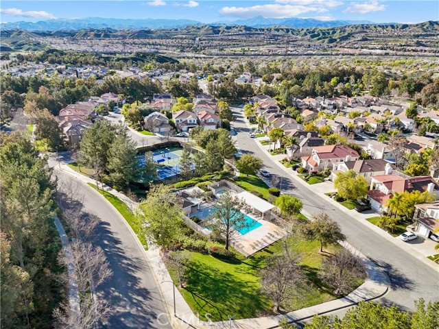 Detail Gallery Image 31 of 45 For 27624 Briarcliff Pl, Valencia,  CA 91354 - 5 Beds | 3 Baths