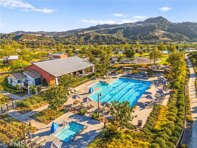 Detail Gallery Image 7 of 75 For 1281 Roots Way, Rancho Mission Viejo,  CA 92694 - 3 Beds | 2/1 Baths