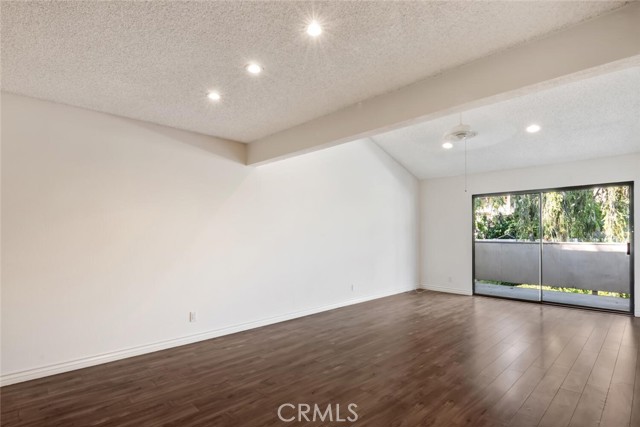 2049 Wheelwright Lane photo 6