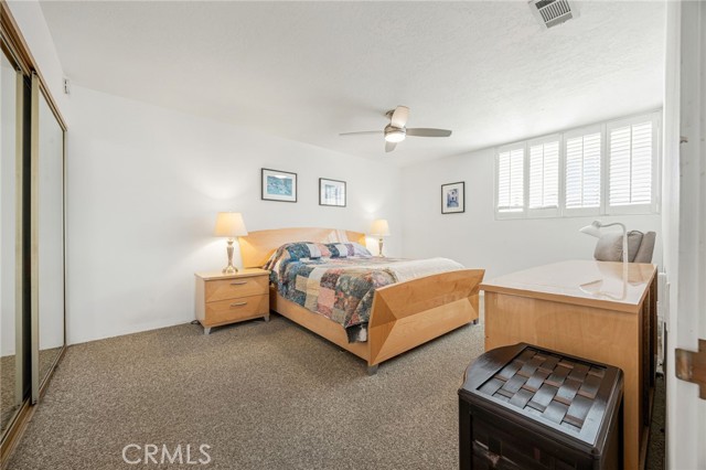 2521 N Whitewater Club Dr, Residence D, Palm Springs, CA 92262