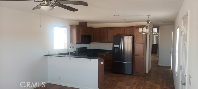 60784 Stagemans Road, Landers CA: https://media.crmls.org/medias/8f4e6dd5-bbf7-4956-a927-82634946b420.jpg