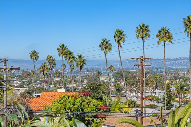 4484 Long Branch Avenue, San Diego CA: https://media.crmls.org/medias/8f4e8d28-c413-4ccb-9141-cf8ccd4edda3.jpg