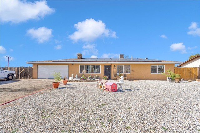 Detail Gallery Image 1 of 47 For 22210 Tehama Rd, Apple Valley,  CA 92308 - 5 Beds | 2 Baths